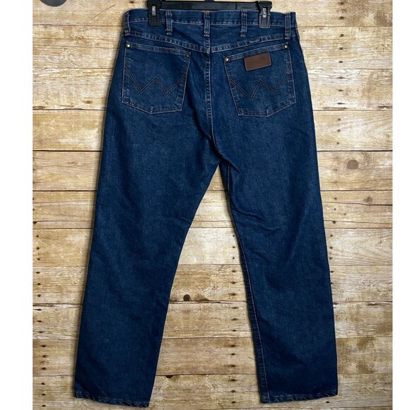 Wrangler '47 COOL VINTAGE REGULAR FIT STRAIGHT LEG CASUAL CLASSIC EVERYDAY JEANS - Picture 2 of 5